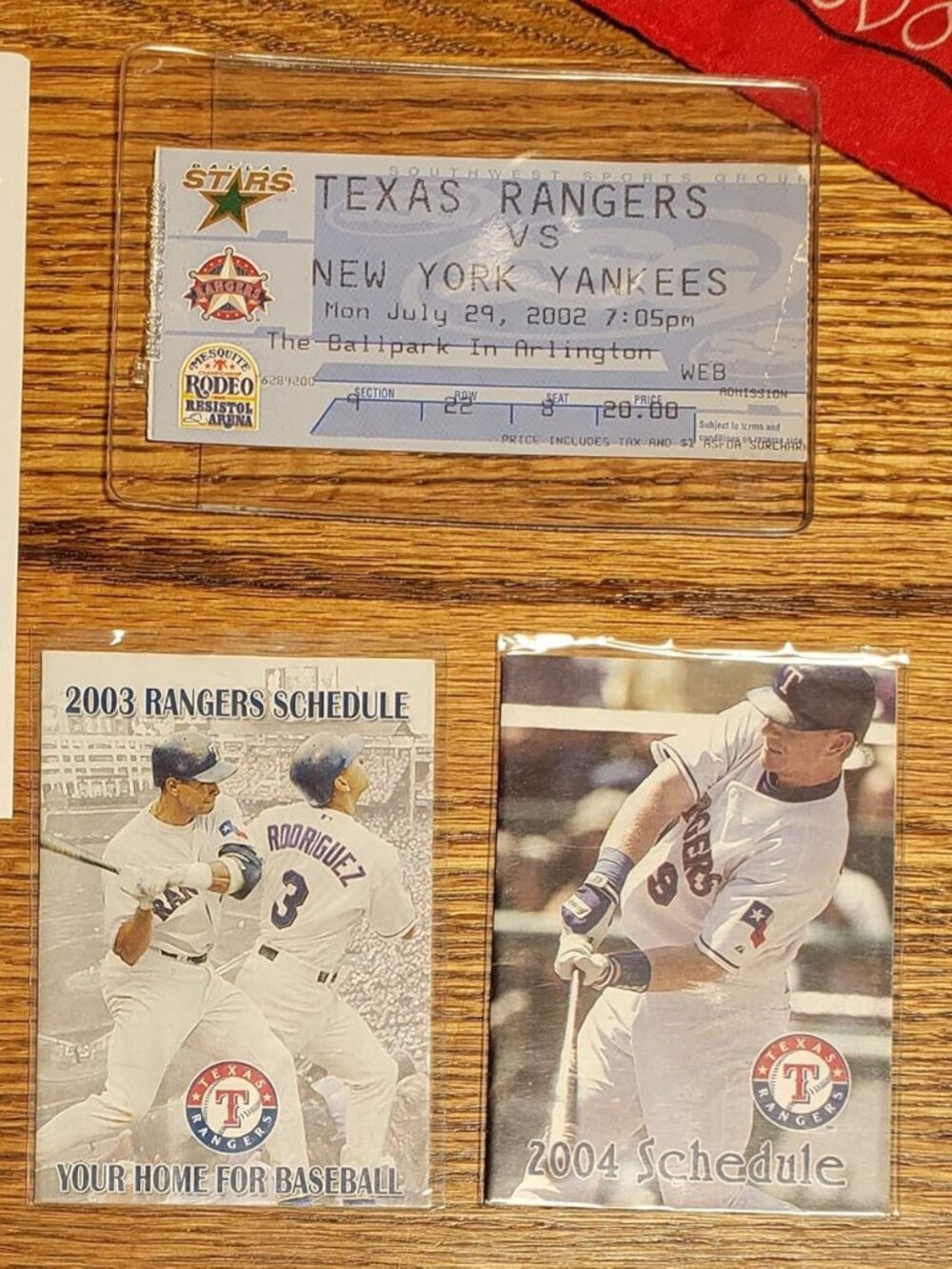 2002 Major League Baseball™ 004 PIECE LOT Texas Rangers™ Collector's Items